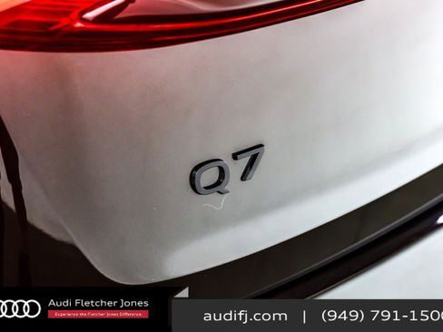 New 2025 Audi Q7 3.0T Prestige image 9