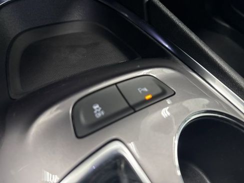 Used 2024 Chevrolet Malibu LT FWD image 19