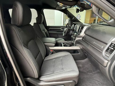 Used 2025 RAM 1500 Big Horn AWD/4WD image 17