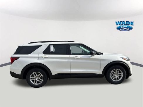 New 2026 Ford Explorer Active w/ Active Comfort Package image 4