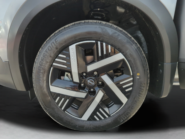 Certified 2026 Nissan Kicks SV w/ Charging Package FWD image 42