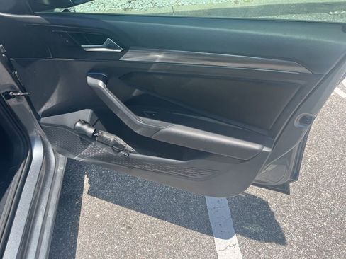 Used 2019 Volkswagen Jetta SEL FWD image 6