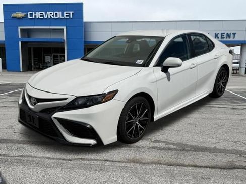 Used 2024 Toyota Camry SE FWD image 24