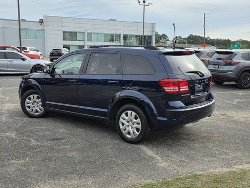 Used 2018 Dodge Journey SE FWD image 5