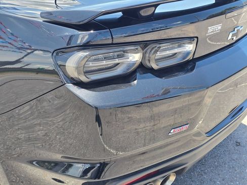 Used 2019 Chevrolet Camaro SS RWD image 12