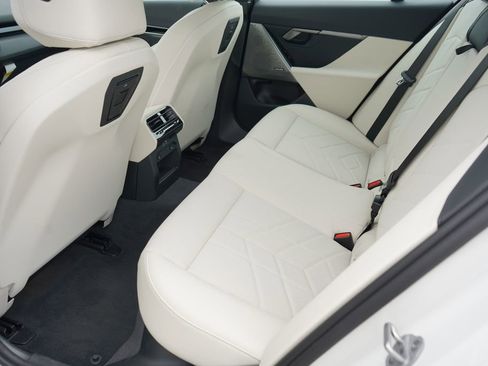 New 2026 BMW 530i w/ Premium Package image 20