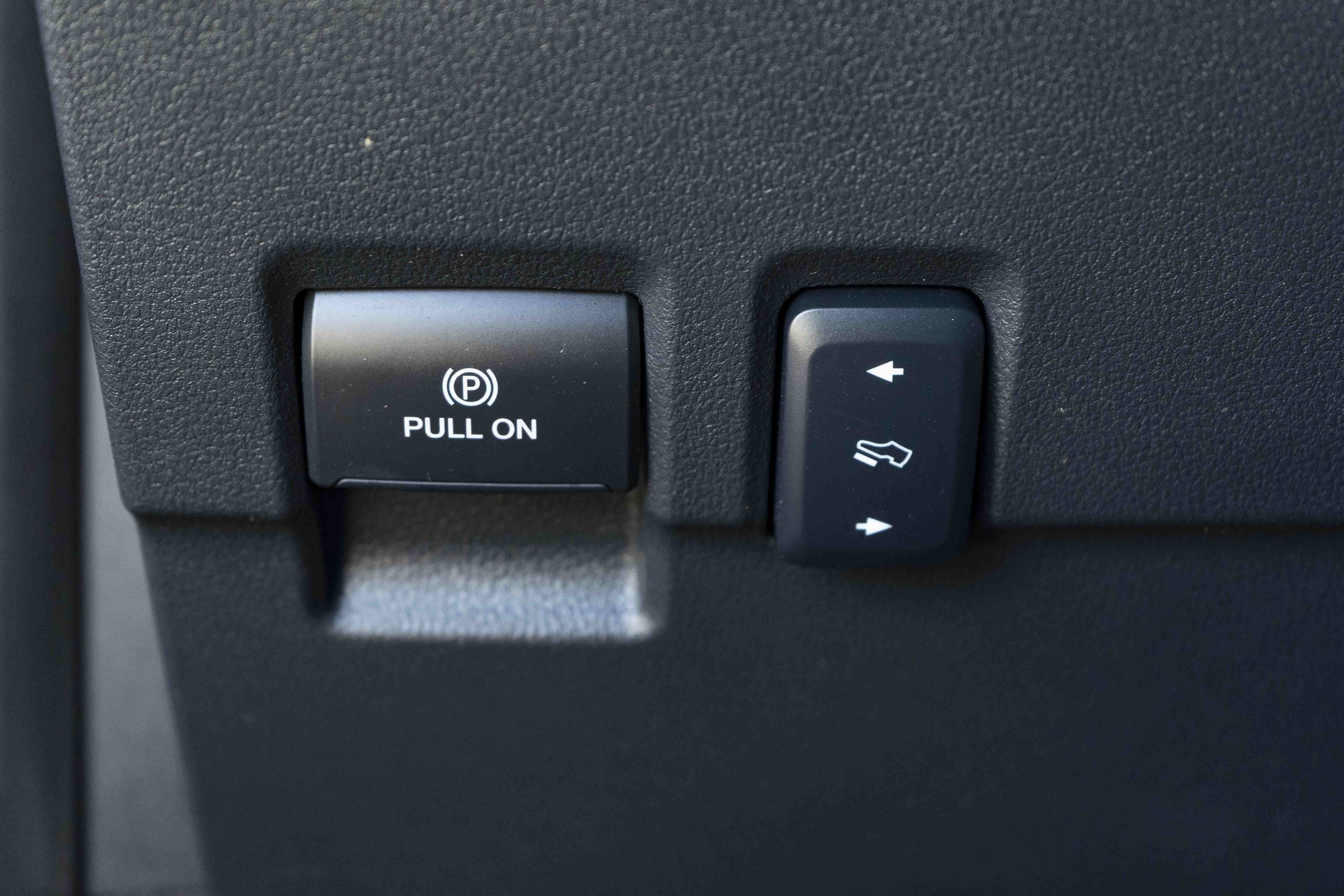 Used 2025 Ford F450 Platinum w/ FX4 Off-Road Package AWD/4WD image 41