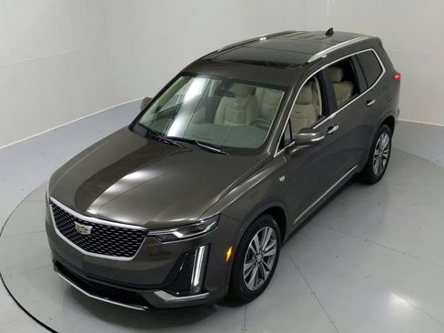 Used 2020 Cadillac XT6 Premium Luxury FWD image 13