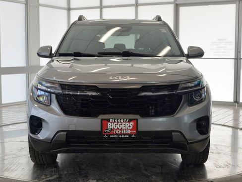 Used 2024 Kia Seltos X-Line image 3
