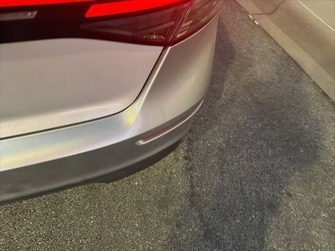 Used 2023 Honda Accord EX image 5