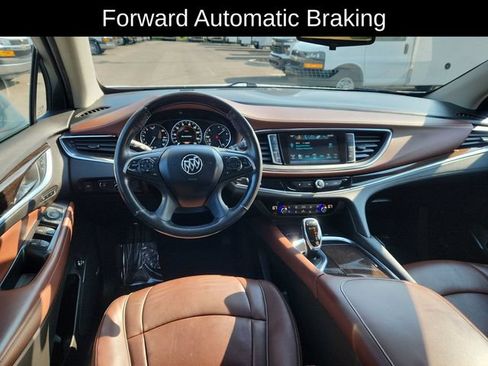 Used 2019 Buick Enclave Avenir w/ Avenir Technology Package AWD/4WD image 37