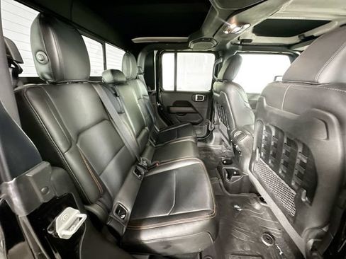 Used 2022 Jeep Gladiator Mojave w/ Cold Weather Group AWD/4WD image 28