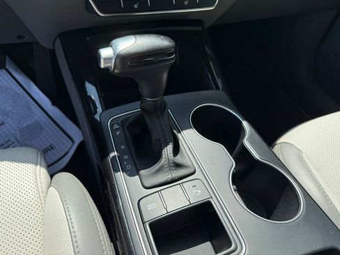 Used 2018 Kia Sorento SX image 20