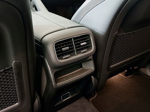 New 2026 Mercedes-Benz GLE 53 AMG 4MATIC Coupe image 28