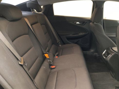 Used 2020 Chevrolet Malibu LT FWD image 19