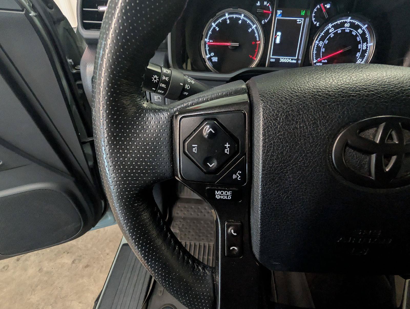 Used 2023 Toyota 4Runner TRD Off-Road Premium w/ Off Road Premium Plus Package AWD/4WD image 24