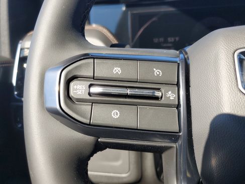 New 2026 GMC Yukon XL AT4 image 22