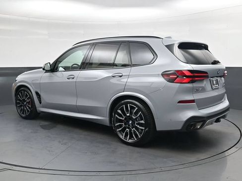 Used 2026 BMW X5 xDrive50e w/ Executive Package AWD/4WD image 7