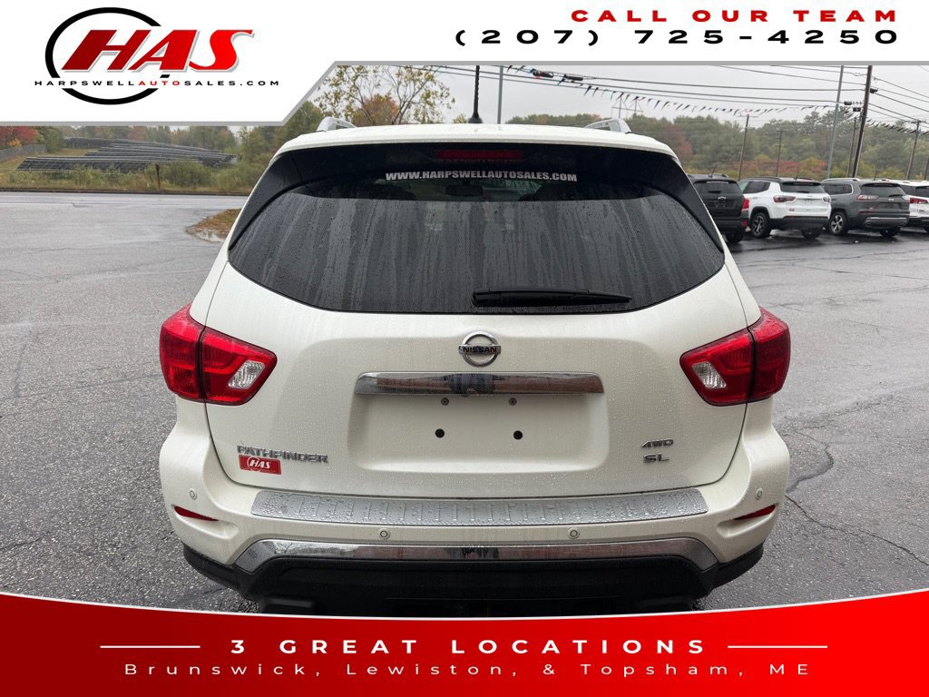 Used 2017 Nissan Pathfinder SL w/ SL Premium Package AWD/4WD image 5