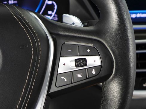 Certified 2022 BMW X5 xDrive45e w/ Executive Package image 29