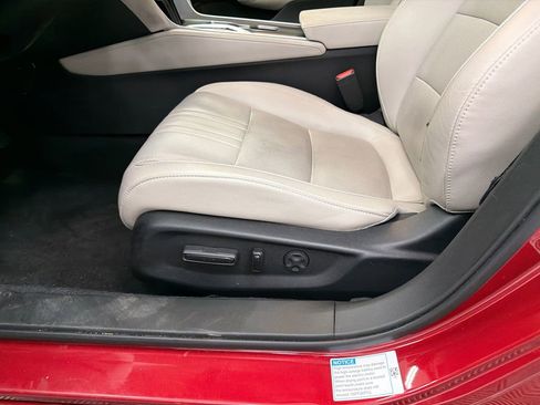 Used 2022 Honda Accord Touring image 10