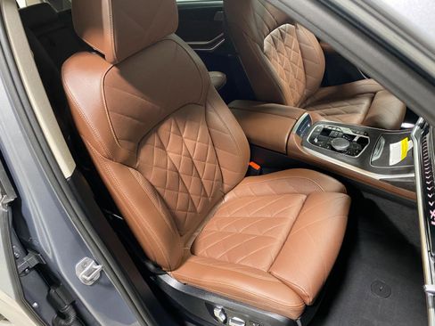 Certified 2026 BMW X7 xDrive40i image 22