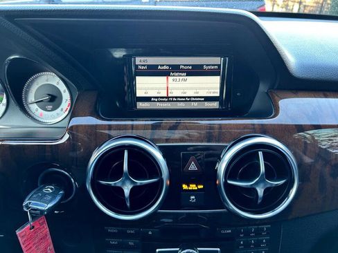 Used 2015 Mercedes-Benz GLK 350 4MATIC image 22