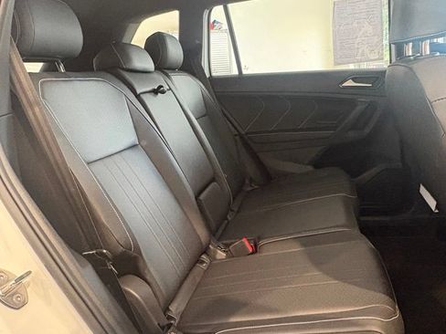 Used 2024 Volkswagen Tiguan SE R-Line AWD/4WD image 14