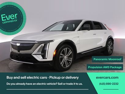Used 2024 Cadillac Lyriq Luxury w/ LPO, Floor Liner Package