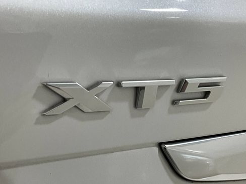 Used 2023 Cadillac XT5 Premium Luxury AWD/4WD image 30