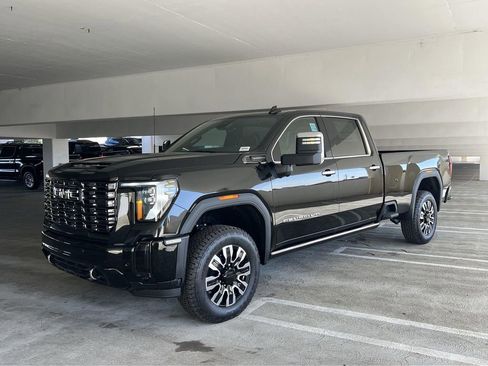 New 2026 GMC Sierra 2500 Denali Ultimate image 8