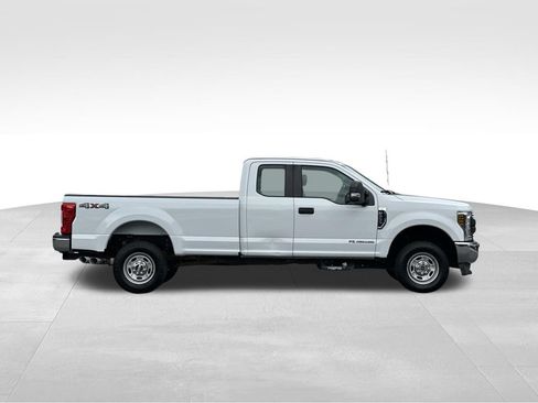 Used 2018 Ford F250 XL w/ Power Equipment Group AWD/4WD image 13