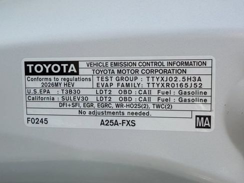 Used 2026 Toyota Highlander XLE AWD/4WD image 26