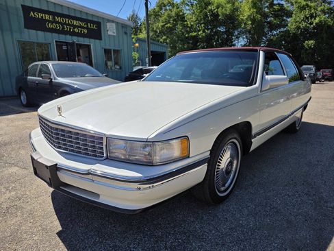 Used 1995 Cadillac De Ville Sedan FWD image 5
