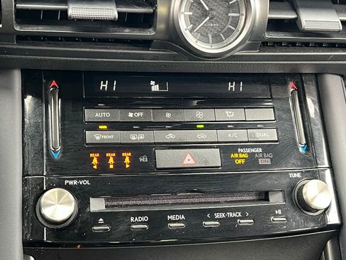 Used 2023 Lexus IS 350 F Sport image 21