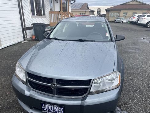 Used 2010 Dodge Avenger SXT image 2