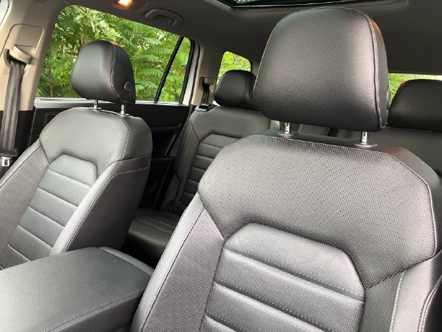 Used 2019 Volkswagen Atlas SEL Premium AWD/4WD image 9