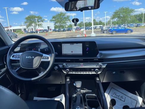 Certified 2024 Kia Telluride S w/ S Sunroof Package FWD image 23