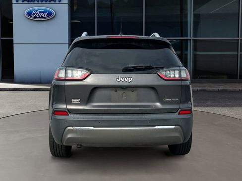 Used 2019 Jeep Cherokee Limited FWD image 5