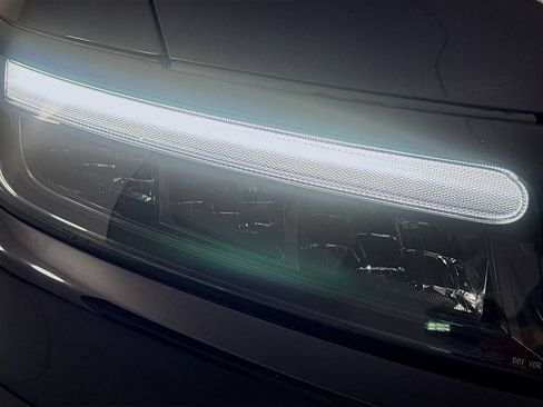 Certified 2024 Honda Prologue EX image 37