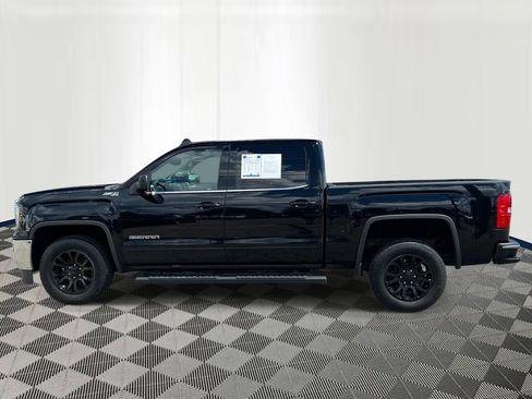 Used 2017 GMC Sierra 1500 SLE w/ SLE Value Package AWD/4WD image 2