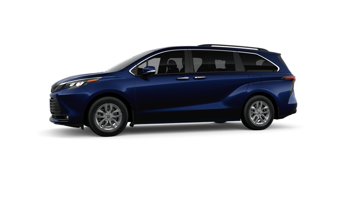 New 2026 Toyota Sienna XLE FWD image 3