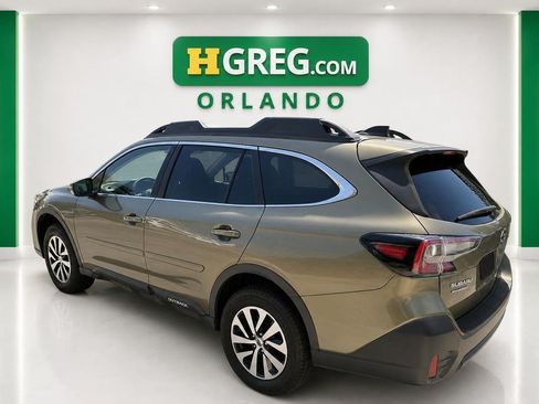 Used 2020 Subaru Outback Premium AWD/4WD image 2