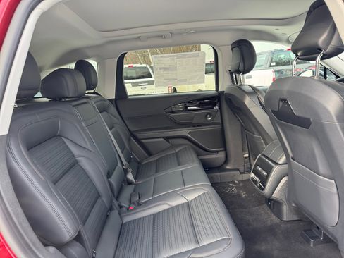 New 2026 Lincoln Nautilus Reserve image 28