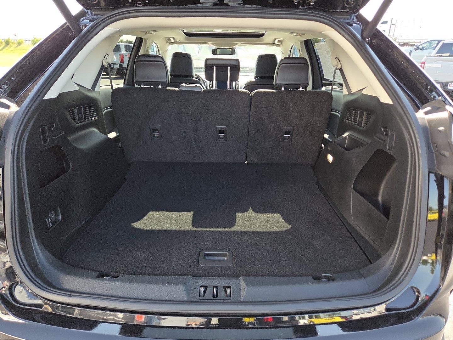 Used 2023 Ford Edge SEL w/ Convenience Package AWD/4WD image 18