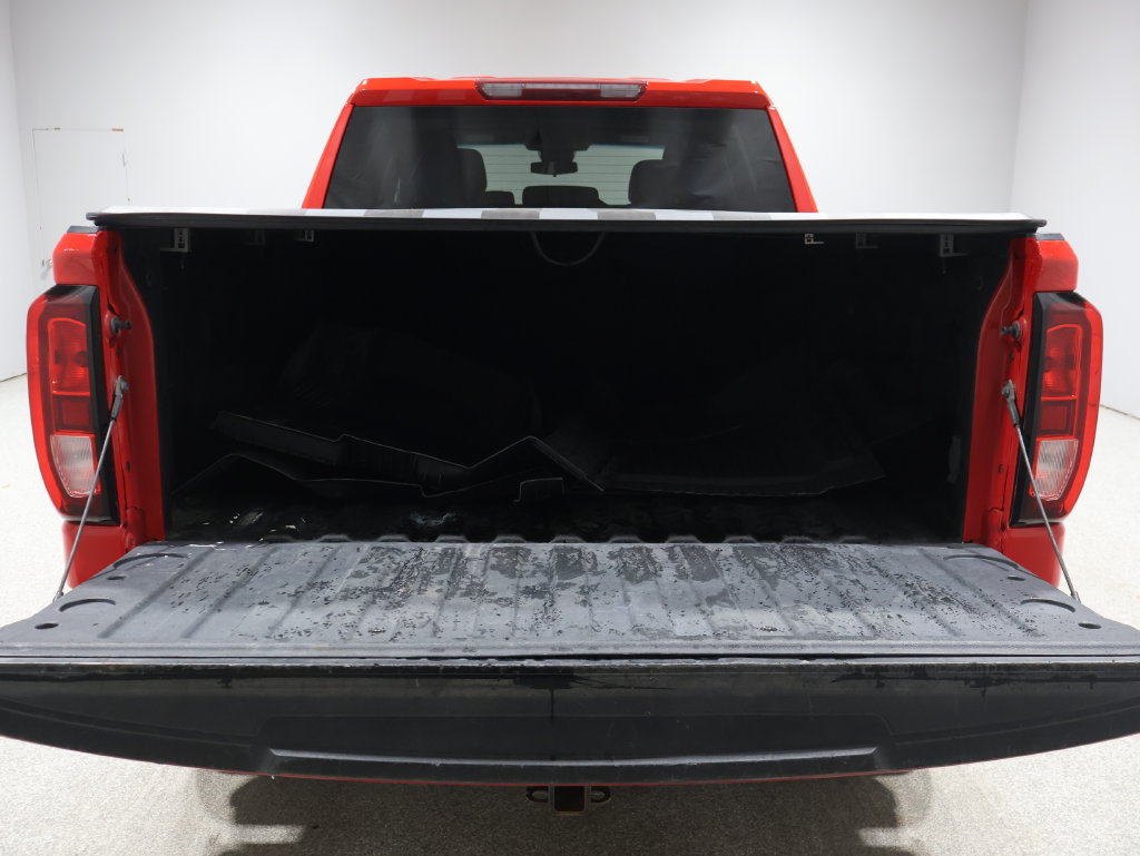 Used 2024 GMC Sierra 1500 Elevation w/ LPO, Elevation Black Package AWD/4WD image 4