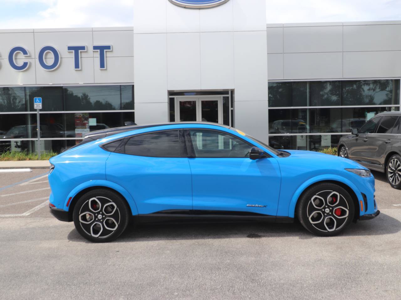 Used 2023 Ford Mustang Mach-E GT AWD/4WD image 1