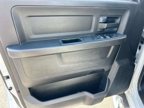 Used 2018 RAM 1500 Express w/ Express Value Package AWD/4WD image 26