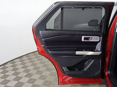 Used 2021 Ford Explorer Limited RWD image 26