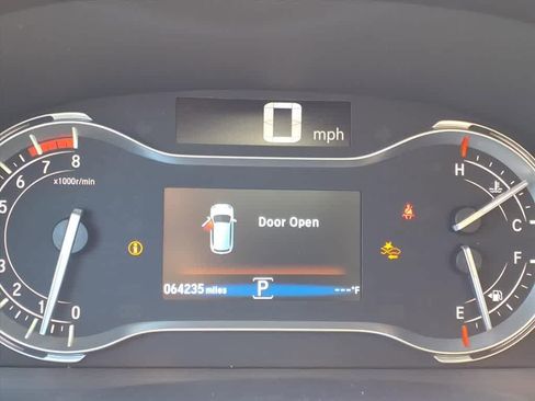 Used 2017 Honda Pilot Touring image 19